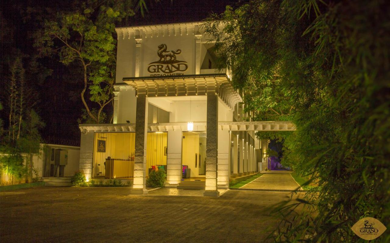 Grand Detagamuwa Hotel Kataragama Exterior foto